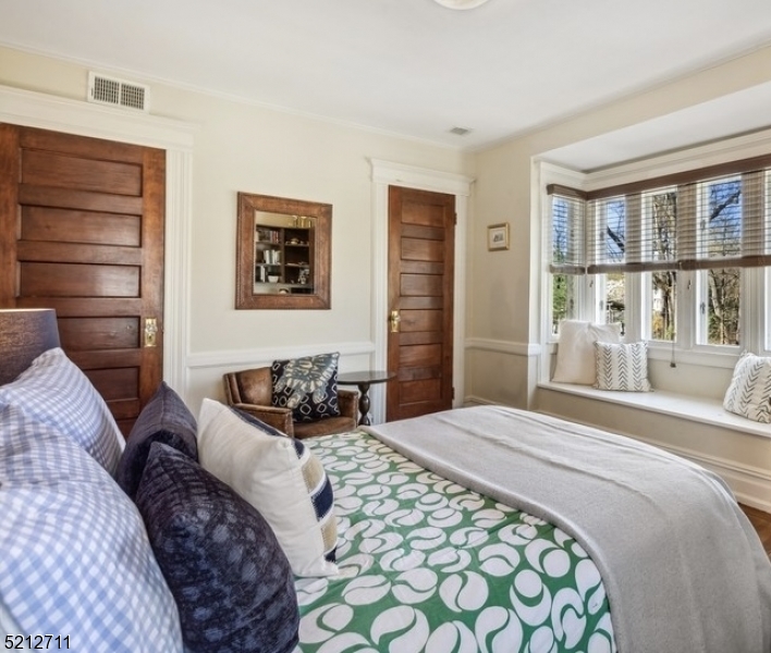 Watchung Plaza - Residential