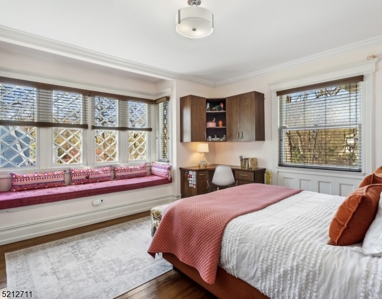 Watchung Plaza - Residential