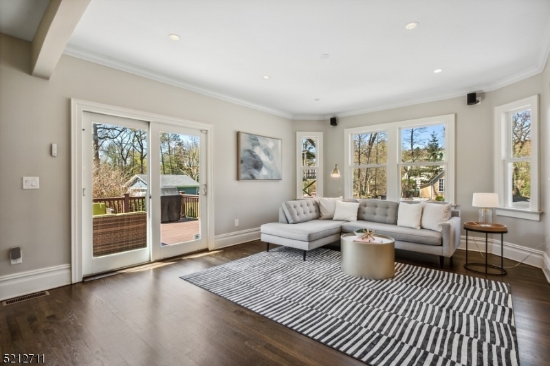 Watchung Plaza - Residential