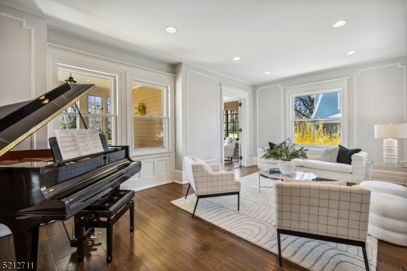 Watchung Plaza - Residential