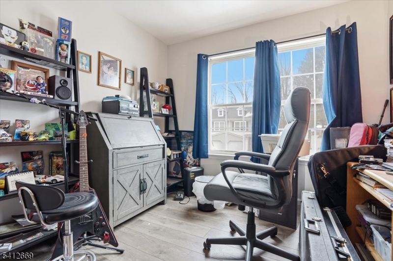 Seasons Glen - Residential