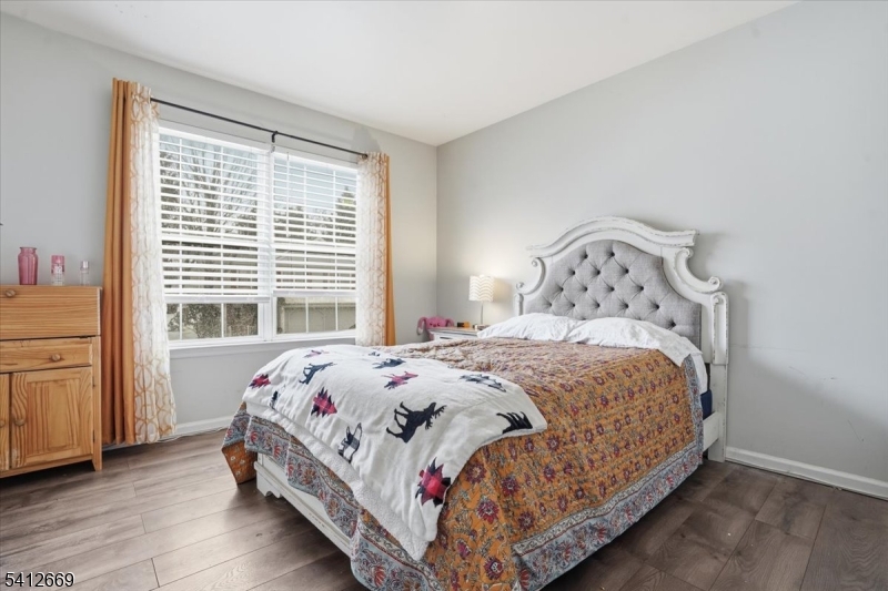 Seasons Glen - Residential