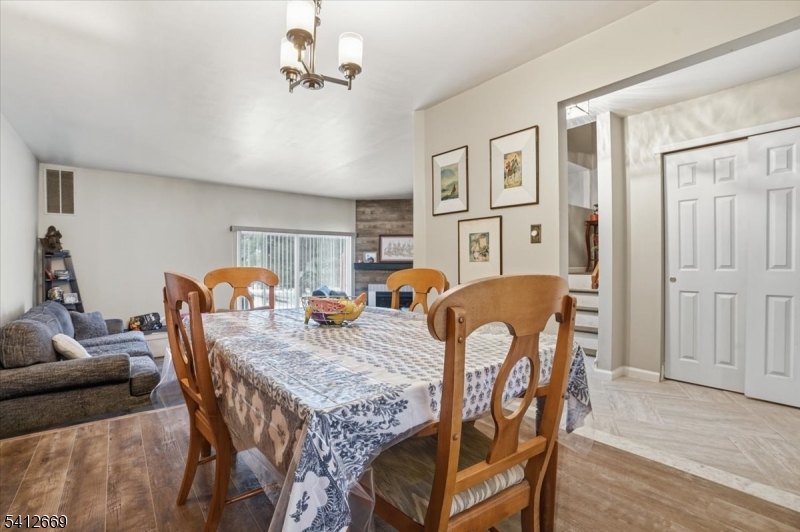 Seasons Glen - Residential