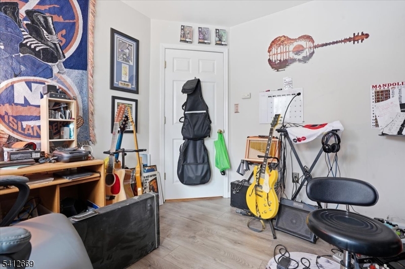 Seasons Glen - Residential