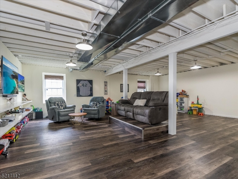 Pleasantdale - Residential