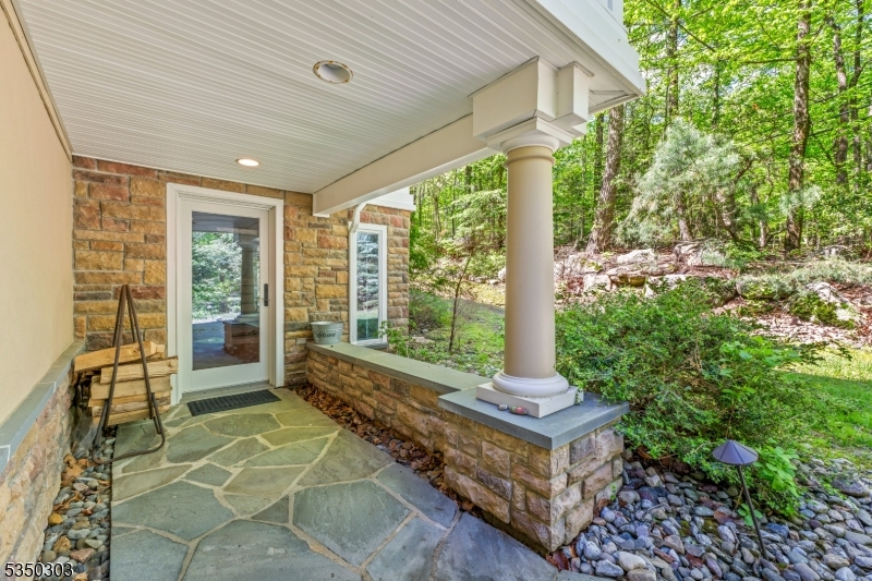 15 Brookvale Rd