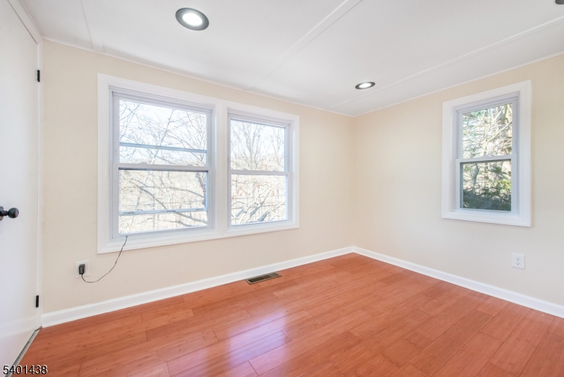 LAKE WINONA/LAKE HOPATCONG - Residential