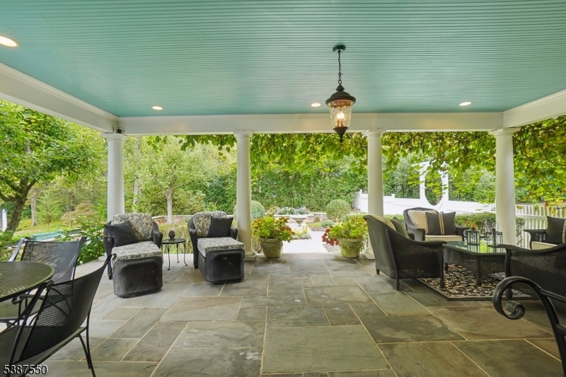 Forrest Hill - Residential