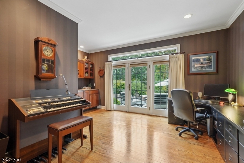 Forrest Hill - Residential