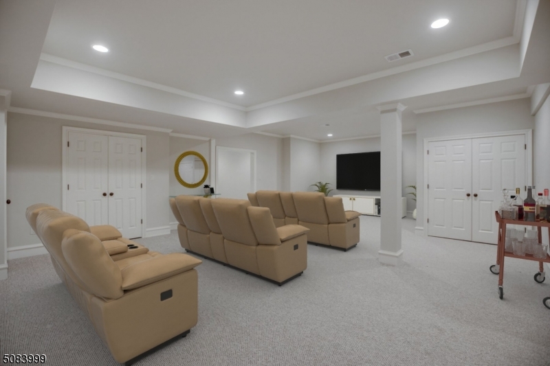 New Vernon - Residential