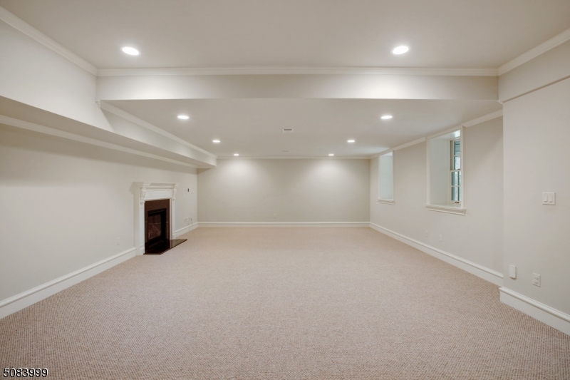 New Vernon - Residential