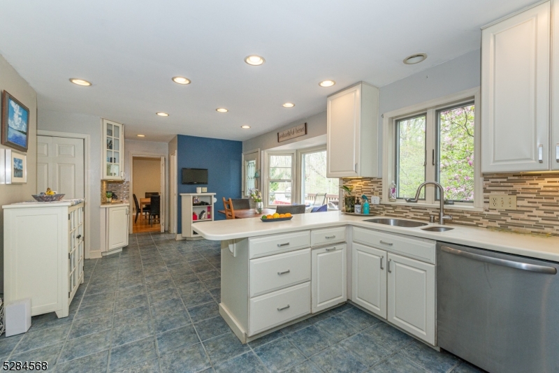 Shongum Lake - Residential