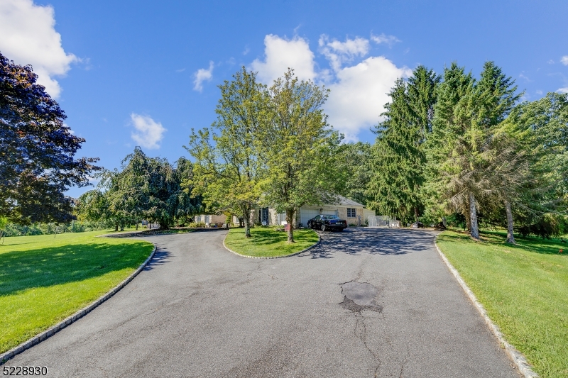 Schooleys Mountain - Residential