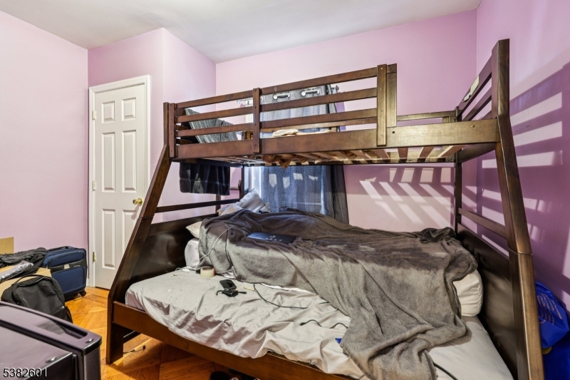 Weequahic section - Residential