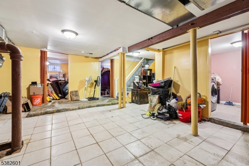 Weequahic section - Residential