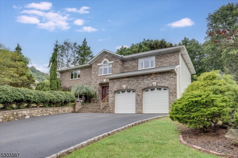 Photo 1 of 28 — 64 Roosevelt Ave, North Haledon Boro, NJ 07508