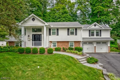 22 Stonehedge Ln, Madison Boro, NJ 07940 - #: 3865554