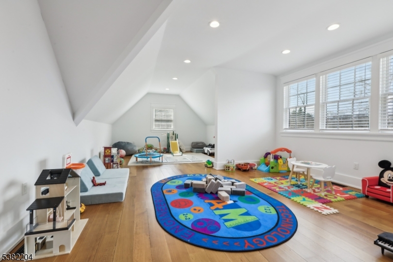 New Vernon - Residential