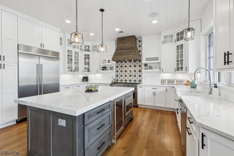 New Vernon - Residential