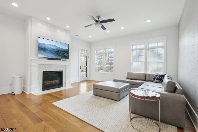 New Vernon - Residential