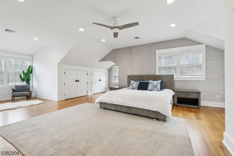 New Vernon - Residential