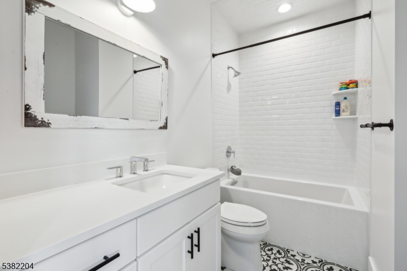 New Vernon - Residential