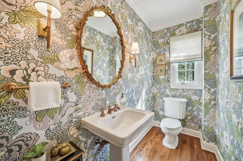 OLD SHORT HILLS - Residential