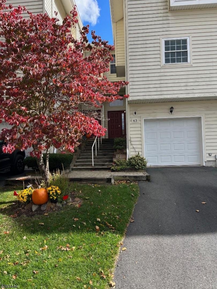 Hampton Commons - Residential