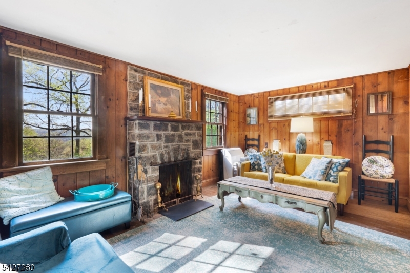 Turtleback Road - Residential