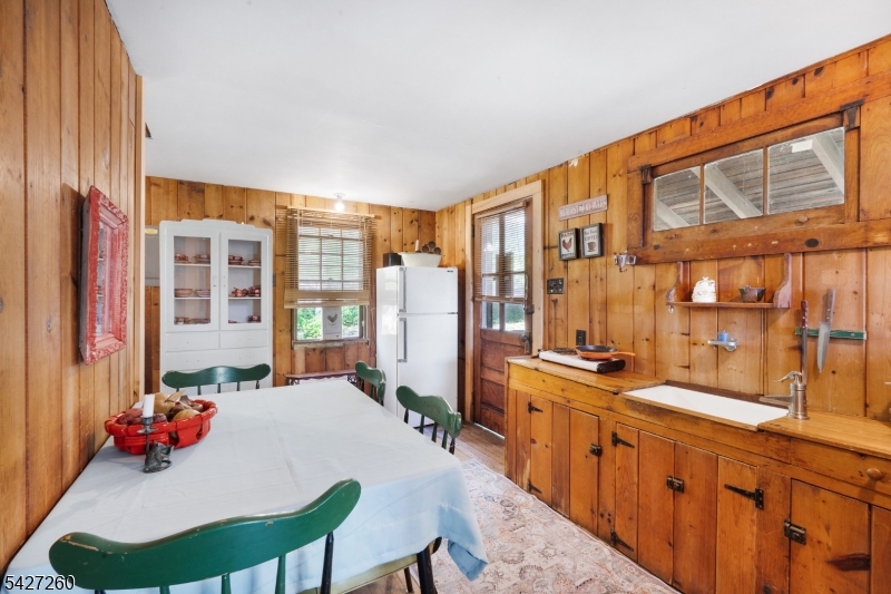 Turtleback Road - Residential