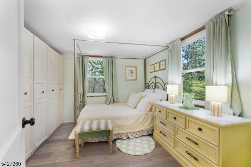 Turtleback Road - Residential