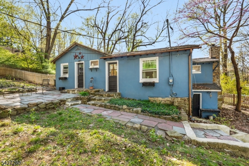 Turtleback Road - Residential