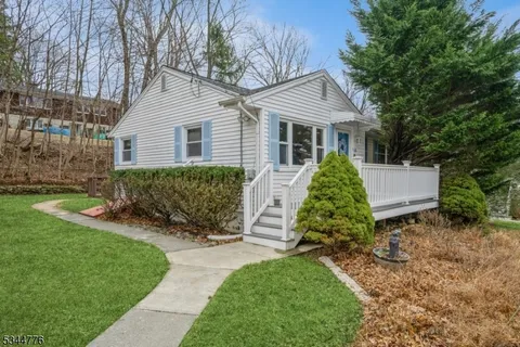 14 George St, Rockaway Twp., NJ 07866 - MLS#: 3951391