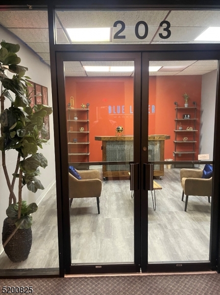 New Market Building/ North - Commercial Lease