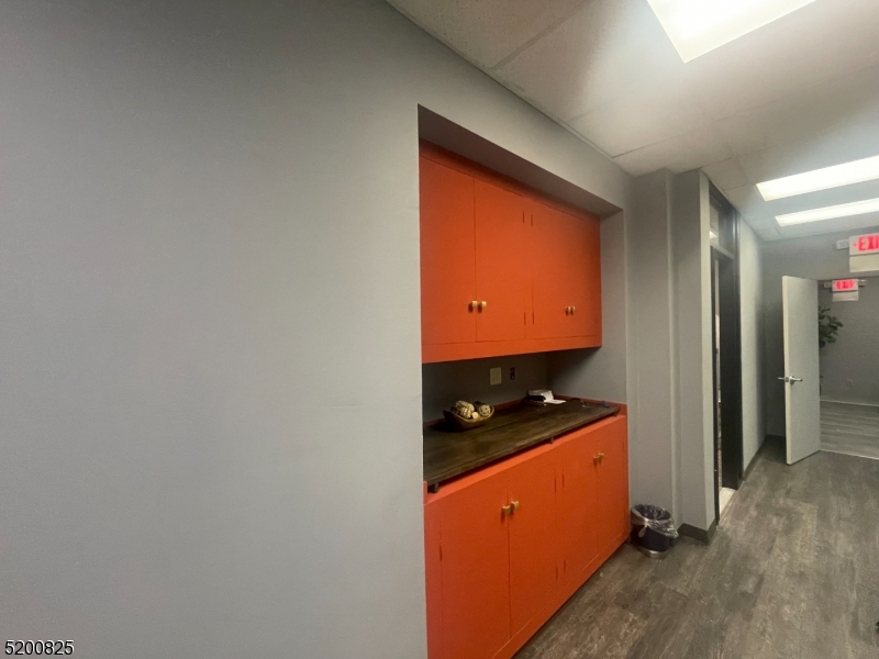 New Market Building/ North - Commercial Lease