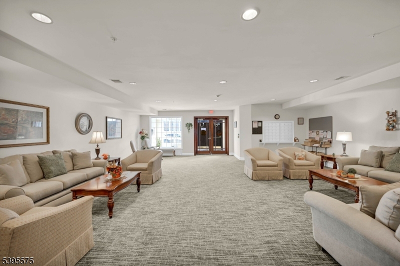 Fox Hills - Residential