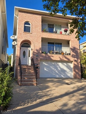 138-140 MALVERN ST, NEWARK, NJ 07105 - Image 078c211bc5cc546433f0c24da35ca65f/141017115