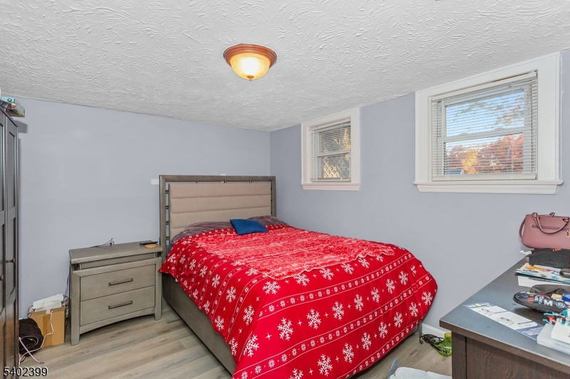 Oak Ridge - Residential Lease