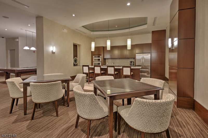 40 Park Place - Residential