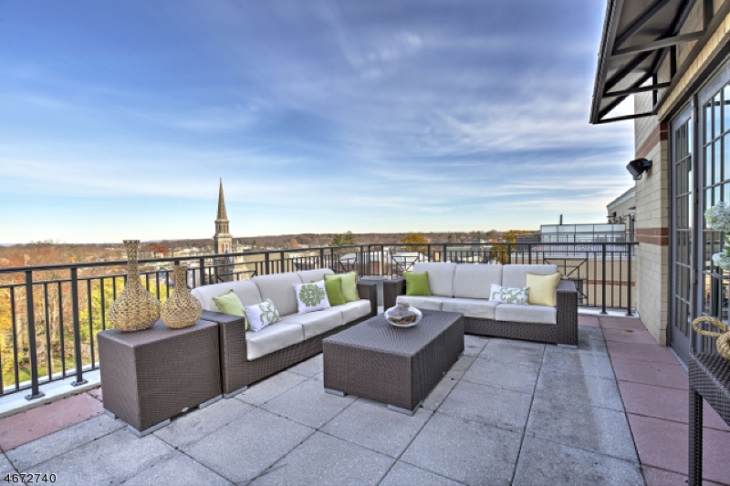 40 Park Place - Residential