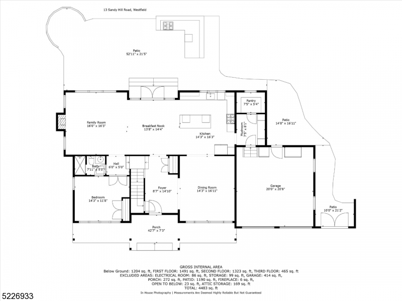 Main image without alt text