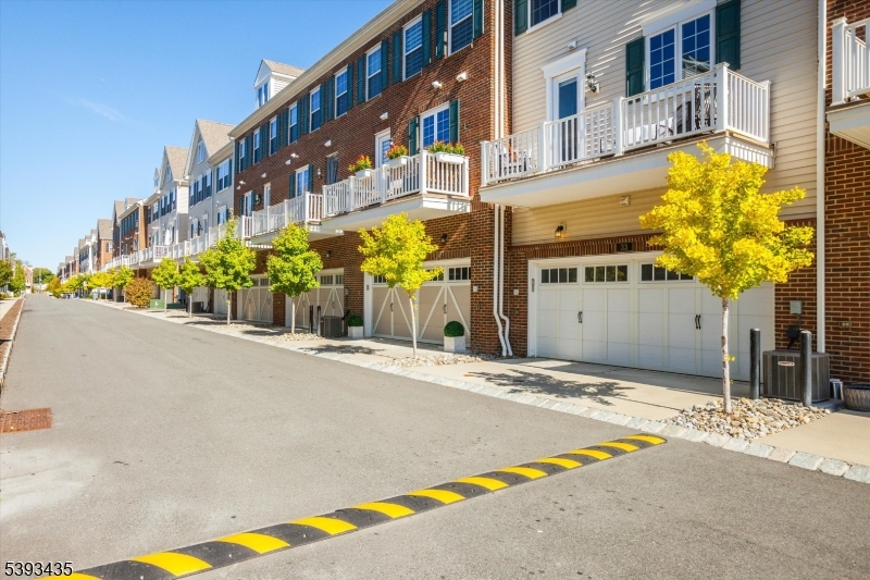 Crossings at Radburn - Residential