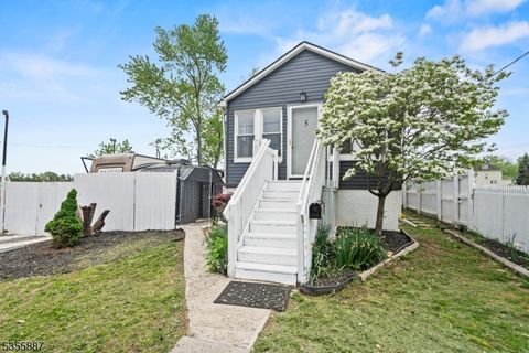 MLS: 3961127