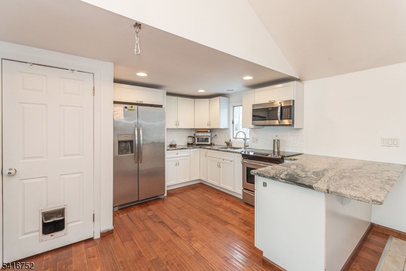 Highland Lakes - with views - Residential