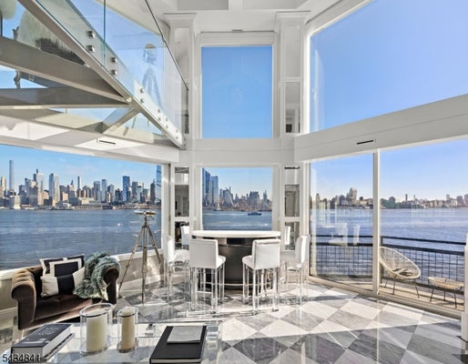 600 HARBOR BLVD UNIT 1079, WEEHAWKEN, NJ 07086 - Image 080249e5e6ea2c62da926cb3e83329bf/2220956458