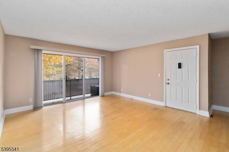 Woodland Hills - Residential Lease