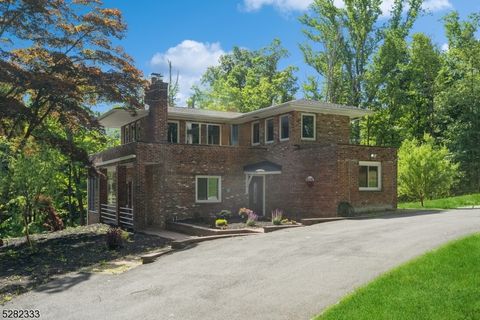 242 Lake Rd, Morris Twp., NJ 07960 - #: 4001090