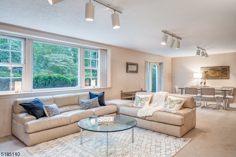 Hartshorn - Residential