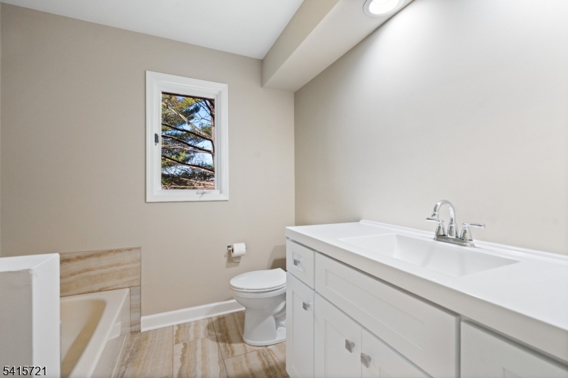 NORTH GATE EAST - Residential