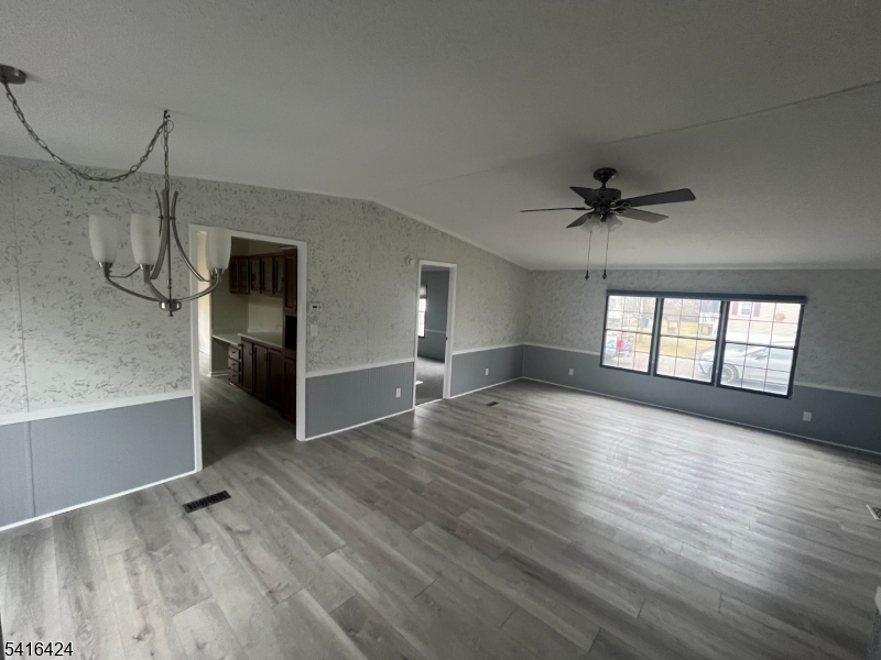 COUNTRY VIEW VILLAGE - Residential